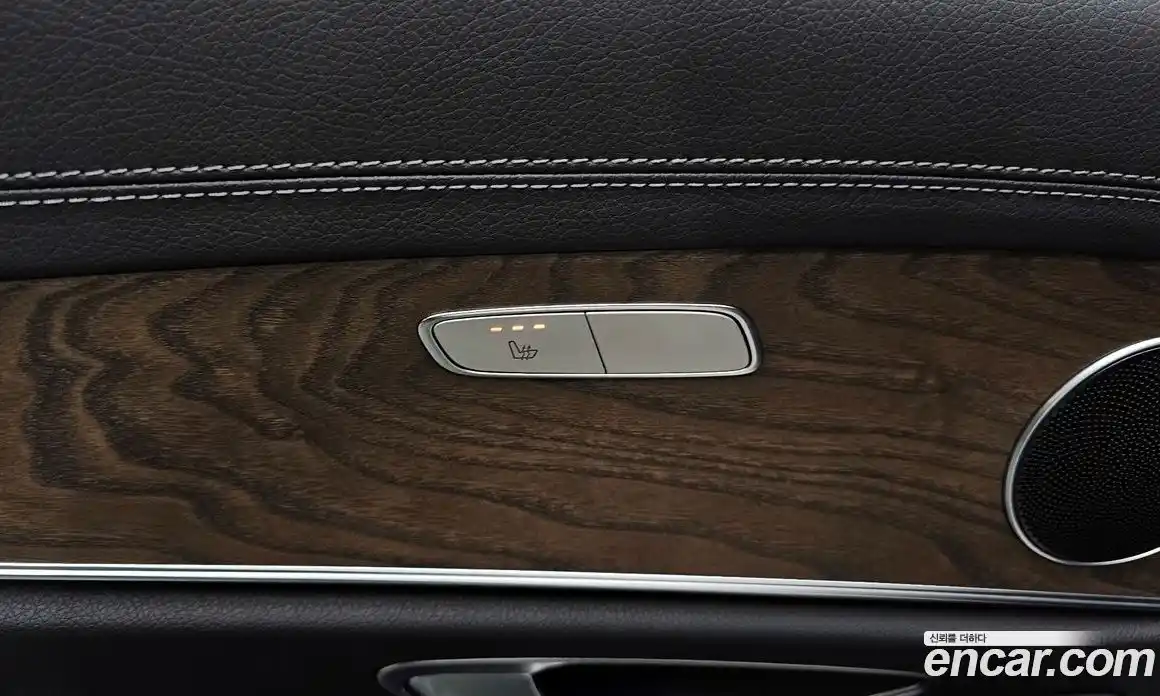 Mercedes-Benz E-Class 2022 2.0 Автомат в Москве № 143097, фото 19