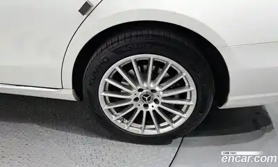 Mercedes-Benz E-Class 2022 2.0 Автомат в Москве № 143097, миниатюра 5