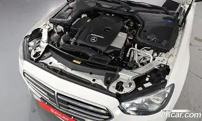 Mercedes-Benz E-Class 2022 2.0 Автомат в Москве № 143097, миниатюра 6