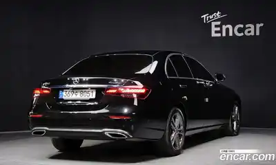 Mercedes-Benz E-Class, 2022