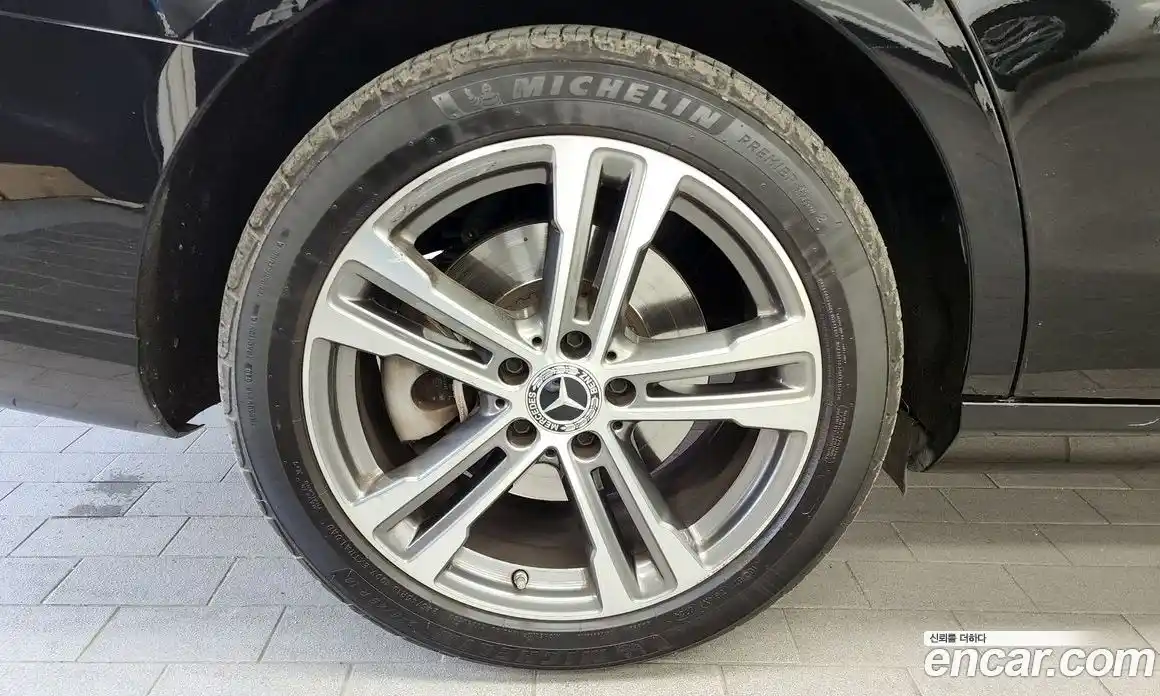 Mercedes-Benz E-Class 2022 2.0 Автомат в Москве № 148585, фото 14