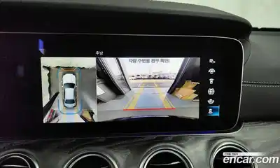 Mercedes-Benz E-Class 2022 2.0 Автомат в Москве № 148585, миниатюра 5