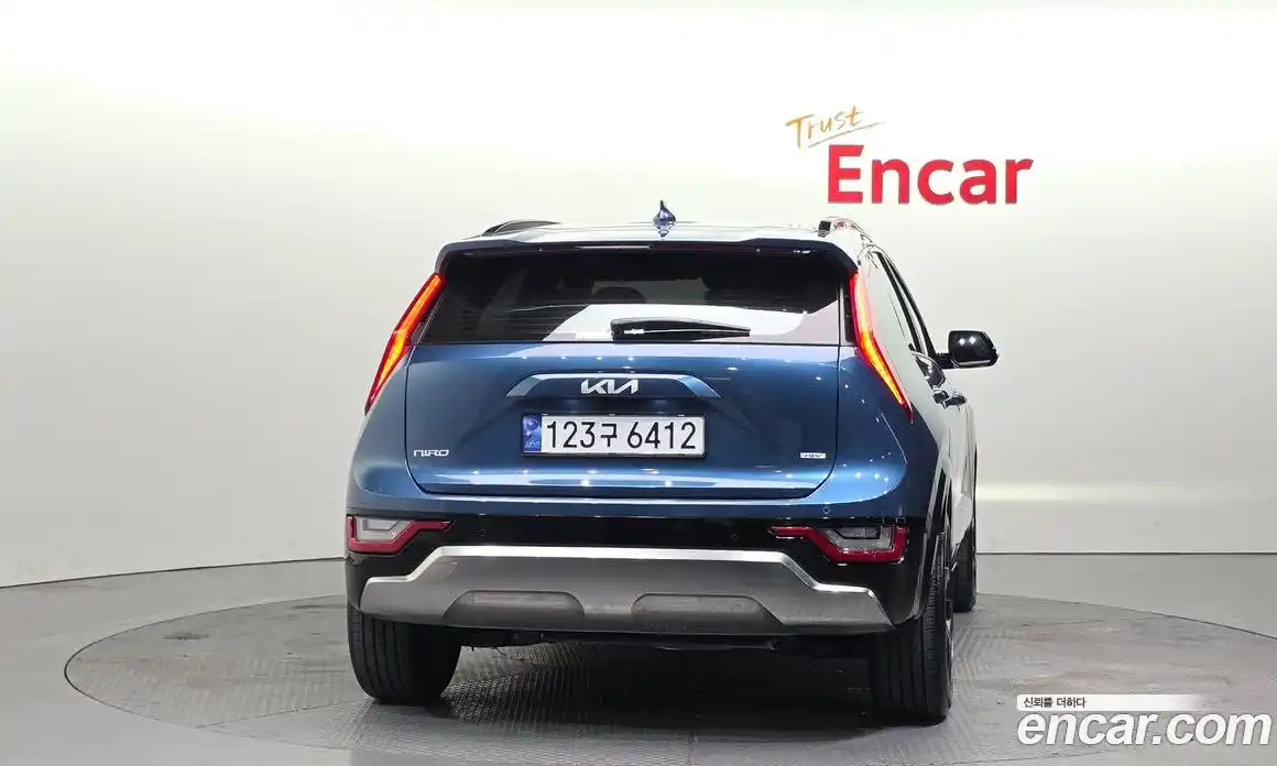 Kia Niro 2024 1.6 Автомат в Москве № 14956, фото 17