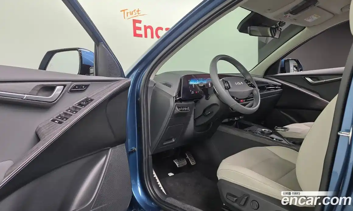 Kia Niro 2024 1.6 Автомат в Москве № 14956, фото 3