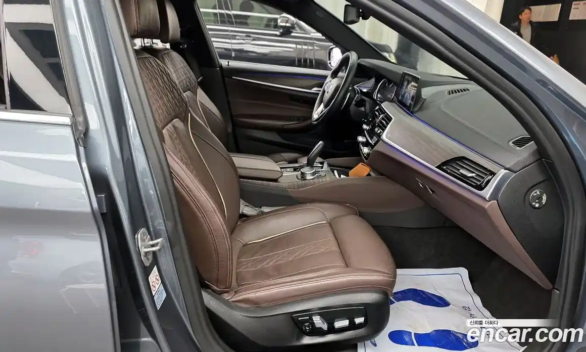 BMW 5-Series 2018 2.0 Автомат в Москве № 158617, фото 14