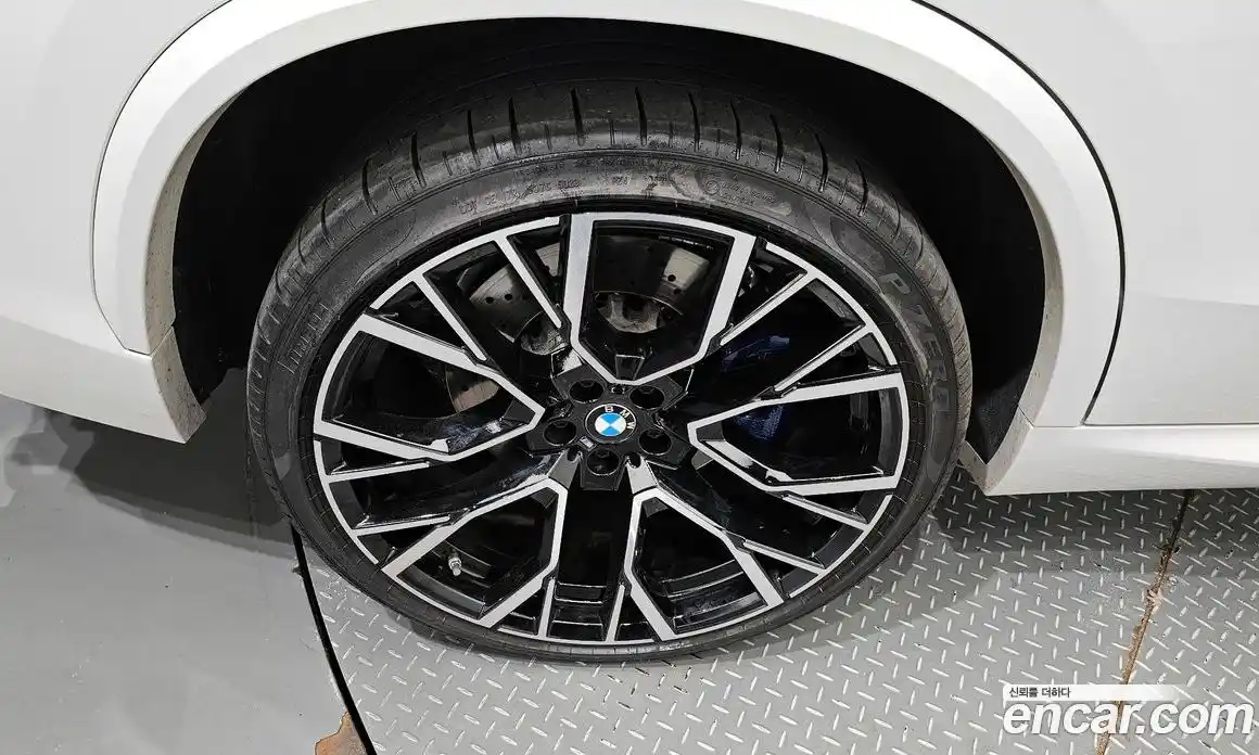 BMW X5M 2021 4.4 Автомат в Москве № 159038, фото 12