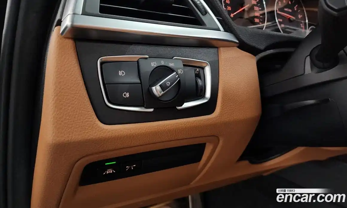 BMW 3-Series 2018 2.0 Автомат в Москве № 159479, фото 20