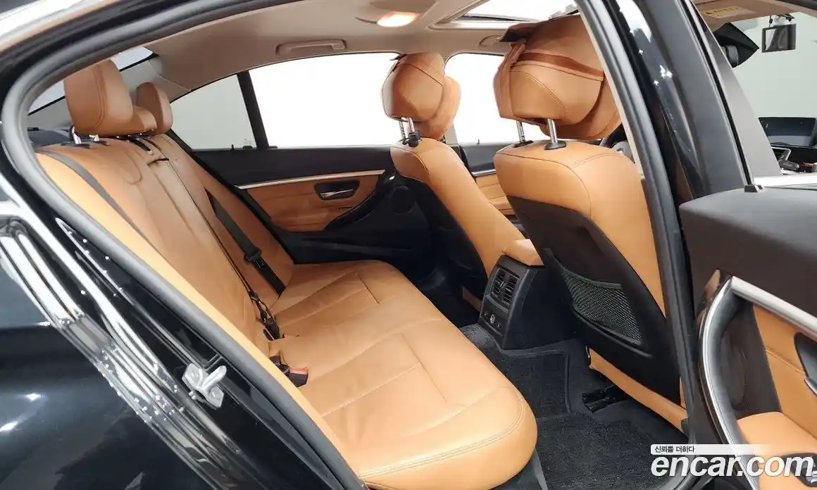 BMW 3-Series 2018 2.0 Автомат в Москве № 159479, фото 4