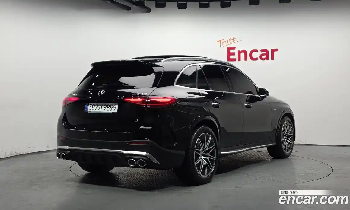 Mercedes-Benz GLC-Class 2024 2.0 Автомат в Москве № 160143, фото 2