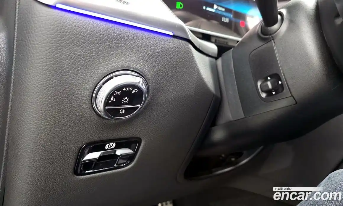 Mercedes-Benz GLC-Class 2024 2.0 Автомат в Москве № 160143, фото 9