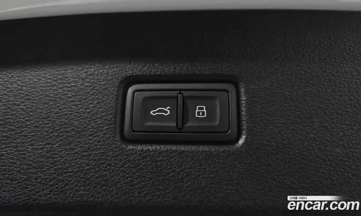 Audi Q5 2023 2.0 Автомат в Москве № 162382, фото 9