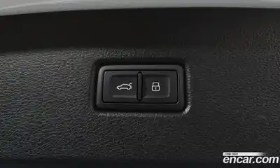 Audi Q5 2023 2.0 Автомат в Москве № 162382, миниатюра 9