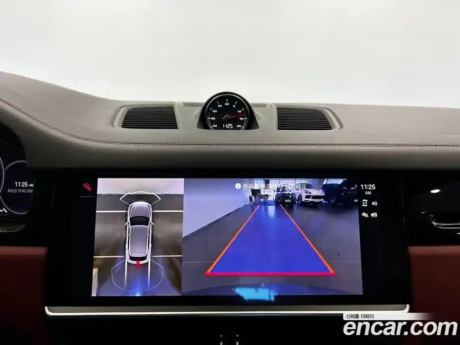 Porsche Cayenne 2023 3.0 Автомат в Москве № 162892, фото 17