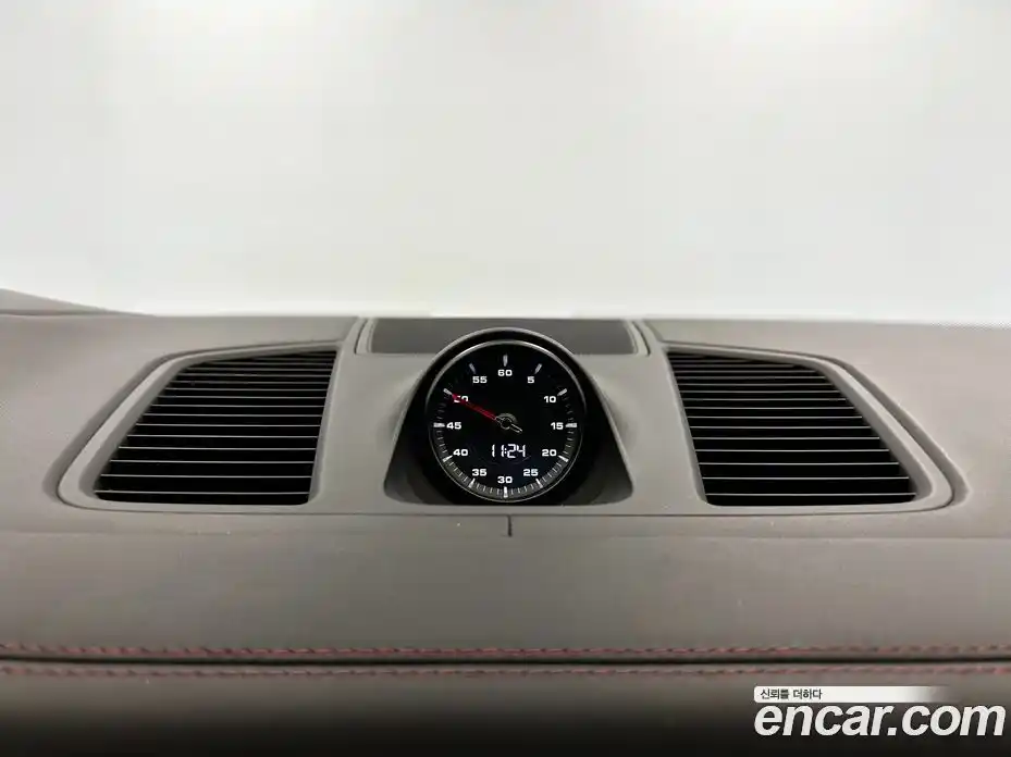 Porsche Cayenne 2023 3.0 Автомат в Москве № 162892, фото 18