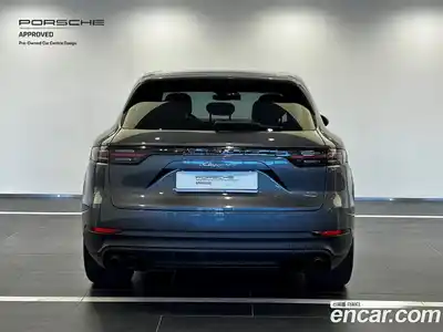 Porsche Cayenne 2023 3.0 Автомат в Москве № 162892, миниатюра 4