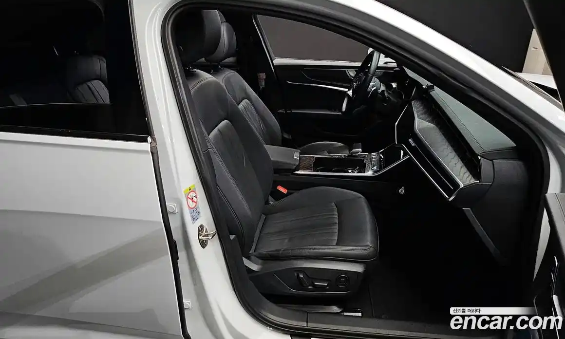 Audi A6 2021 2.0 Автомат в Москве № 163260, фото 17