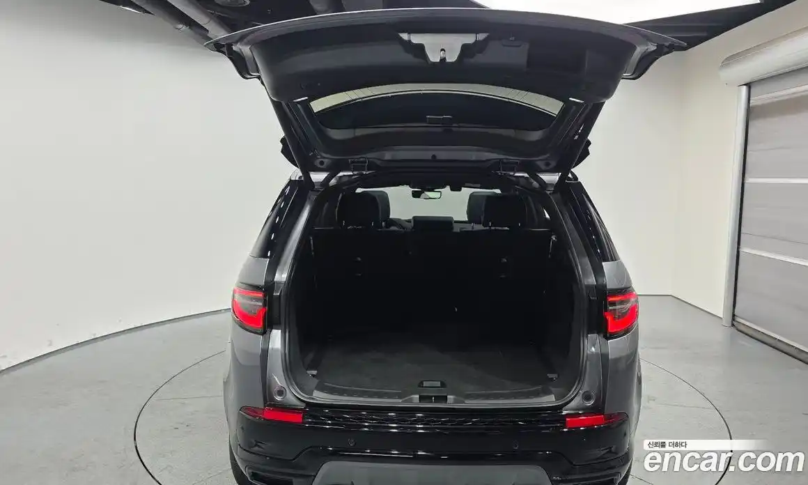 Land Rover Discovery Sport 2024 2.0 Автомат в Москве № 166003, фото 20