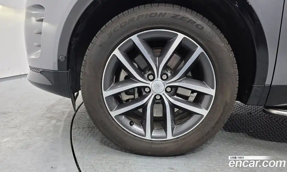 Land Rover Discovery Sport 2024 2.0 Автомат в Москве № 166003, фото 5