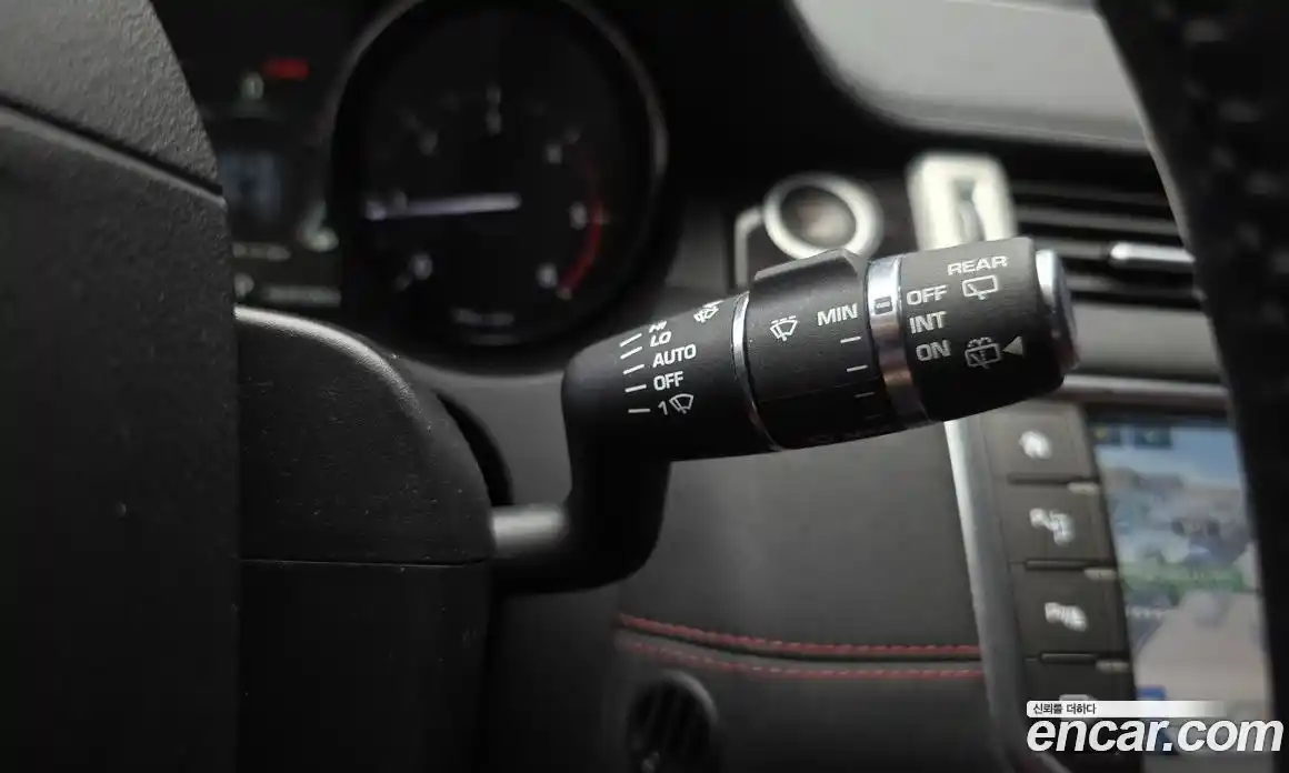 Land Rover Range-Rover Evoque 2016 2.0 Автомат в Москве № 166289, фото 9