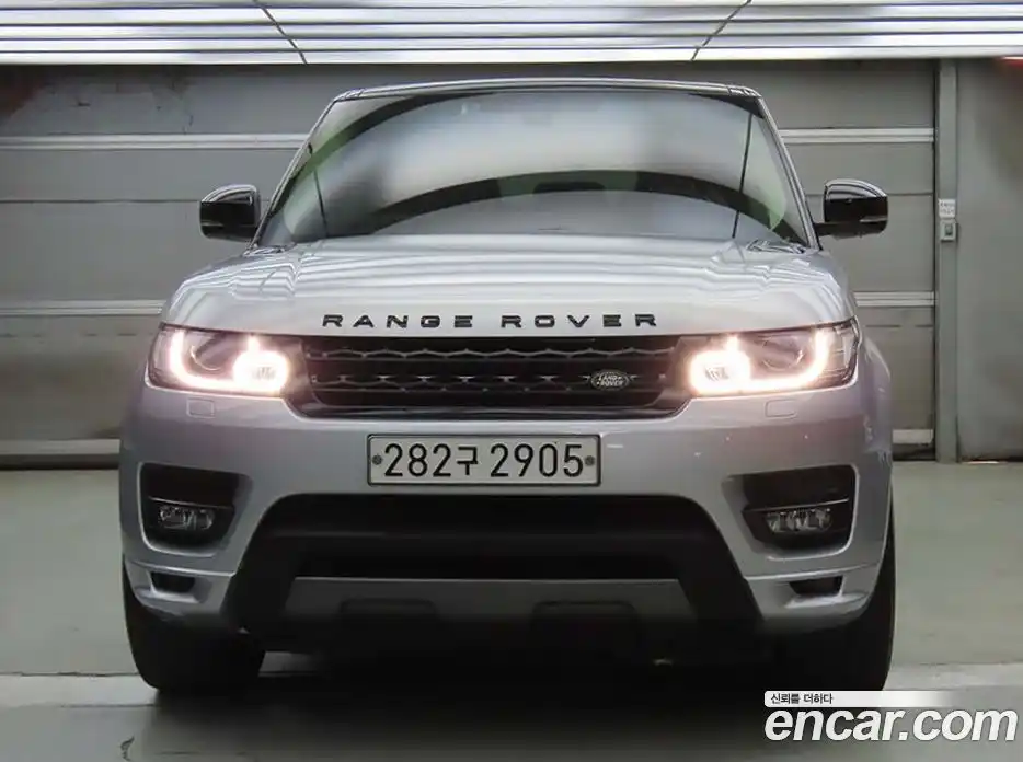 Land Rover Range-Rover Sport 2016 3.0 Автомат в Москве № 166339, фото 2