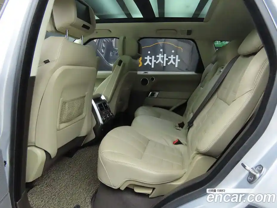 Land Rover Range-Rover Sport 2016 3.0 Автомат в Москве № 166339, фото 6