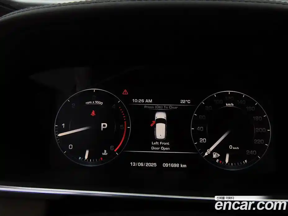 Land Rover Range-Rover Sport 2016 3.0 Автомат в Москве № 166339, фото 9