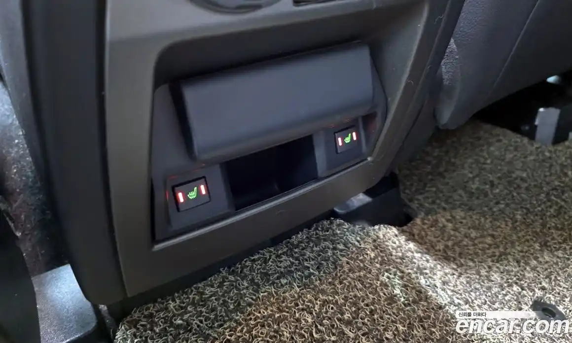 Land Rover Discovery 2013 3.0 Автомат в Москве № 166646, фото 16