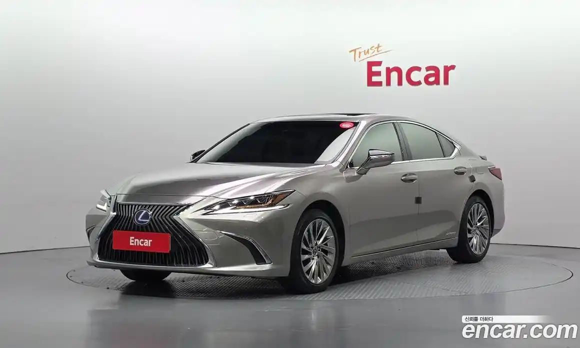 Lexus ES 2021 2.5 Автомат в Москве № 168167, фото 1