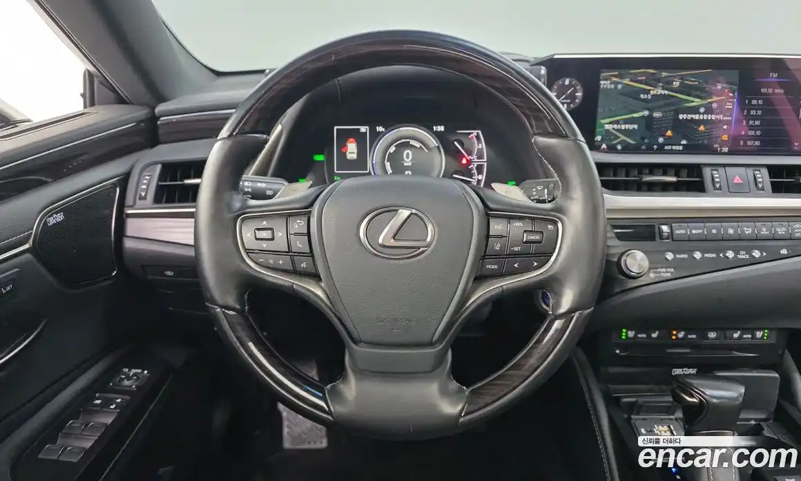 Lexus ES 2021 2.5 Автомат в Москве № 168167, фото 15