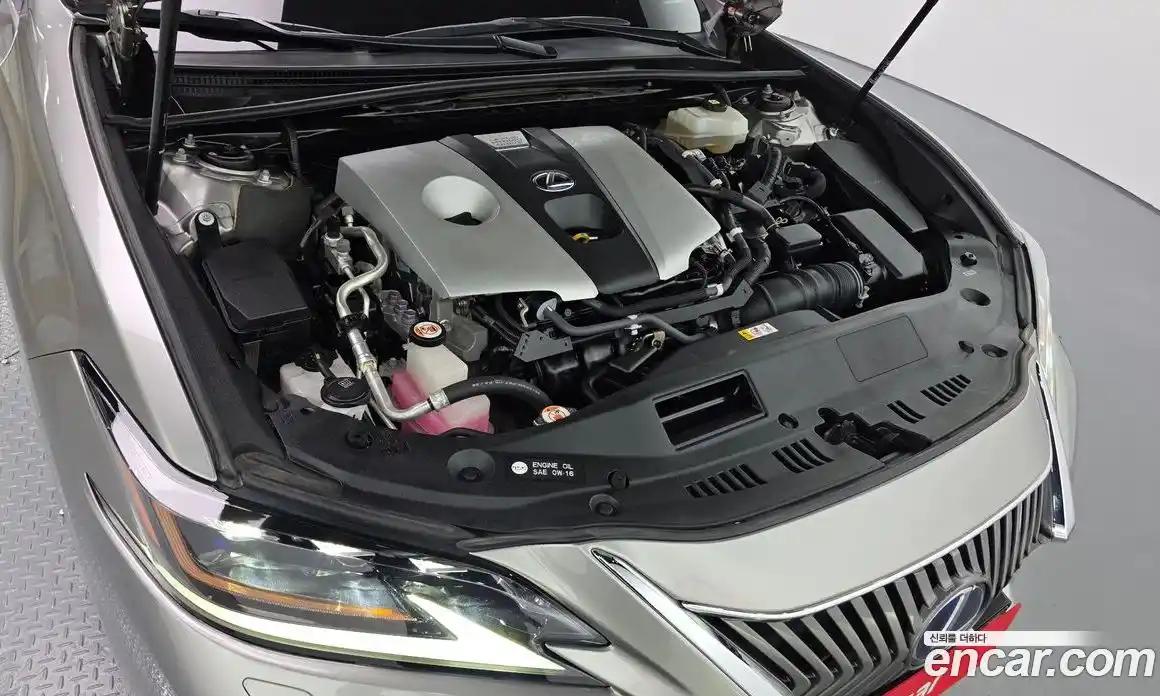 Lexus ES 2021 2.5 Автомат в Москве № 168167, фото 6