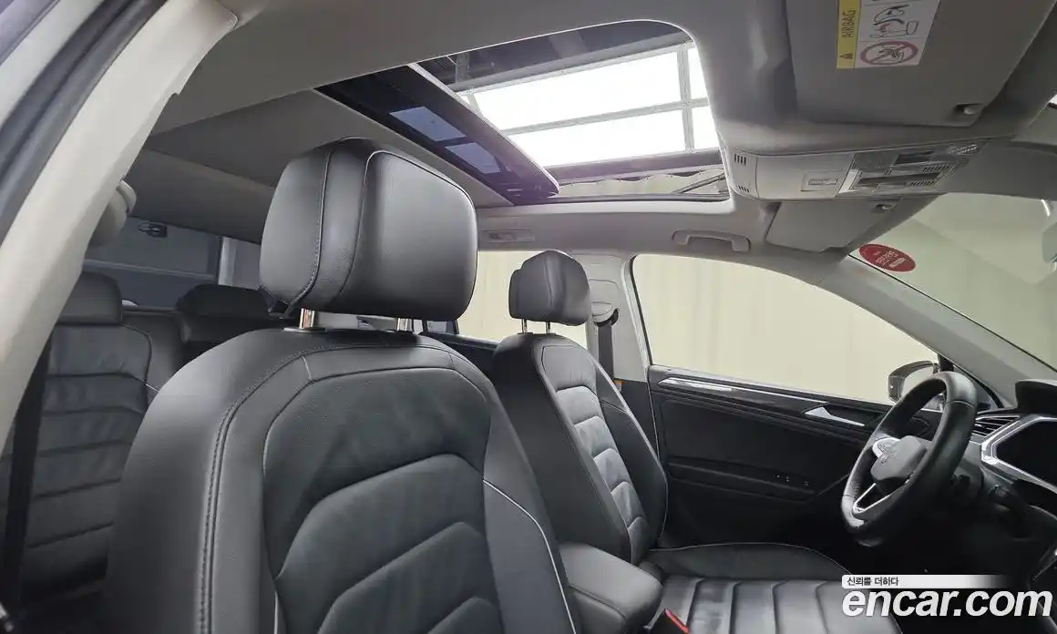 Volkswagen Tiguan 2022 2.0 Автомат в Москве № 168609, фото 12