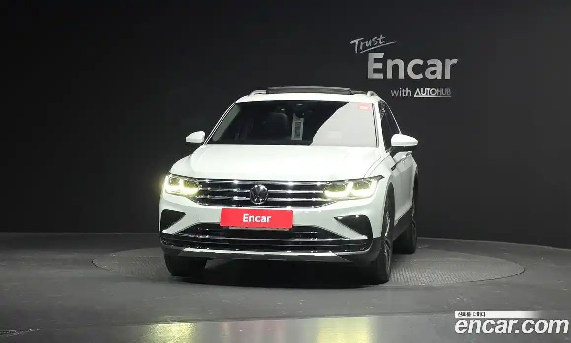 Volkswagen Tiguan 2022 2.0 Автомат в Москве № 168609, фото 3
