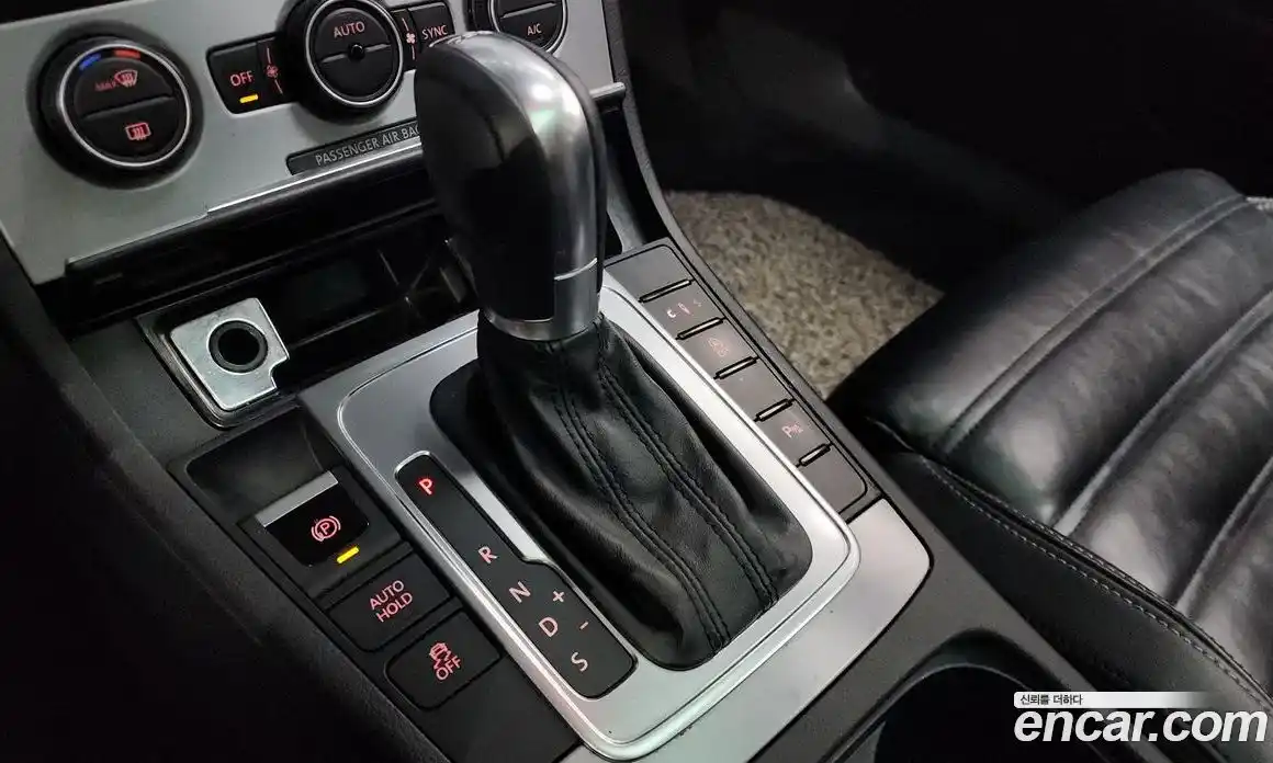 Volkswagen CC 2016 2.0 Автомат в Москве № 168972, фото 17