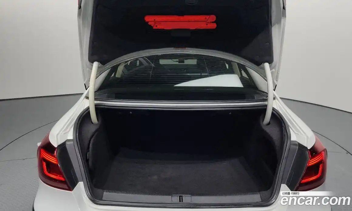 Volkswagen CC 2016 2.0 Автомат в Москве № 168972, фото 3