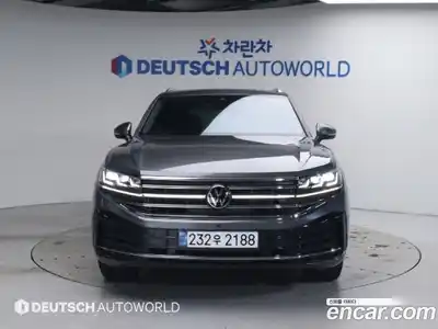 Volkswagen Touareg 2024 3.0 Автомат в Москве № 169149, миниатюра 3