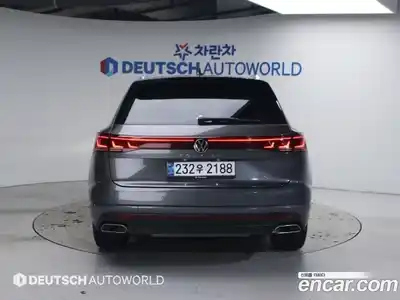 Volkswagen Touareg 2024 3.0 Автомат в Москве № 169149, миниатюра 4