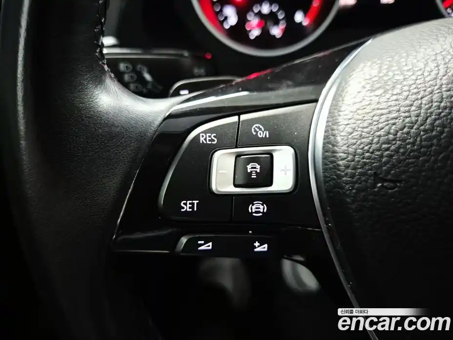 Volkswagen Tiguan 2020 2.0 Автомат в Москве № 169191, фото 9