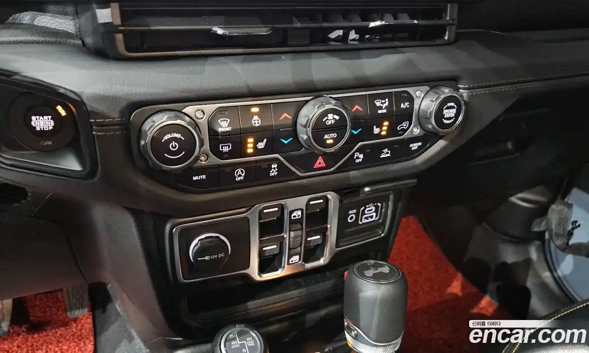 Jeep Wrangler 2024 2.0 Автомат в Москве № 169356, фото 19