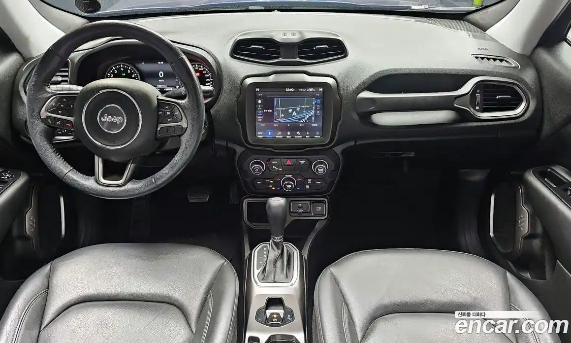 Jeep Renegade 2019 2.4 Автомат в Москве № 169788, фото 17