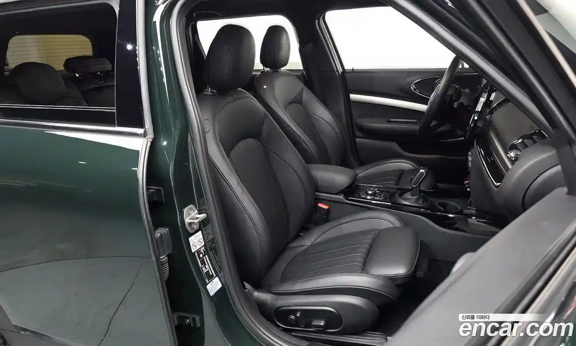 Mini Clubman 2023 2.0 Автомат в Москве № 171756, фото 3