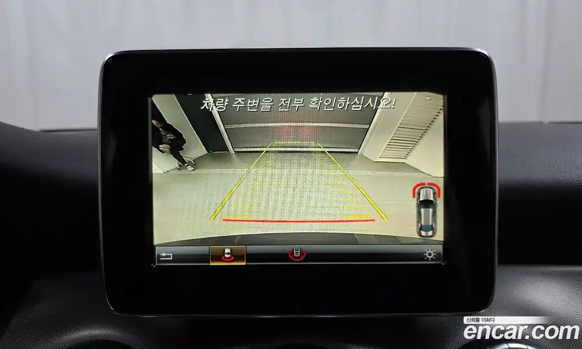 Mercedes-Benz CLA-Class 2018 2.0 Автомат в Москве № 181995, фото 11