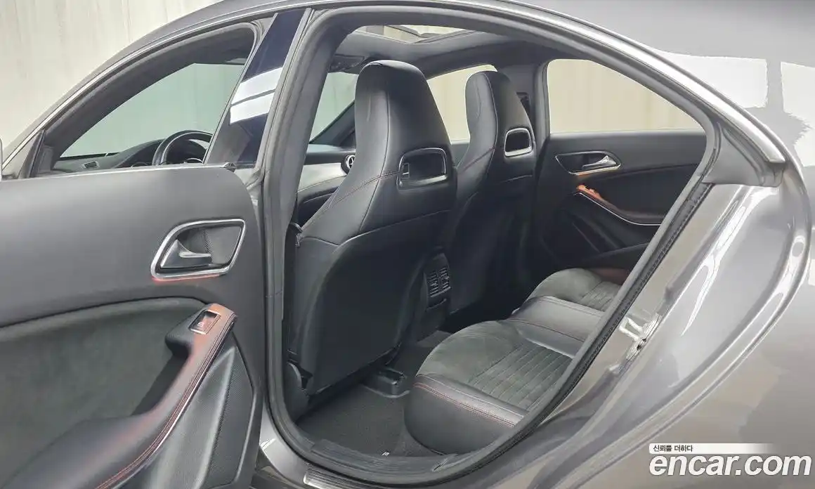 Mercedes-Benz CLA-Class 2018 2.0 Автомат в Москве № 181995, фото 20