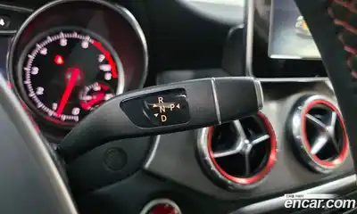 Mercedes-Benz CLA-Class 2018 2.0 Автомат в Москве № 181995, миниатюра 10