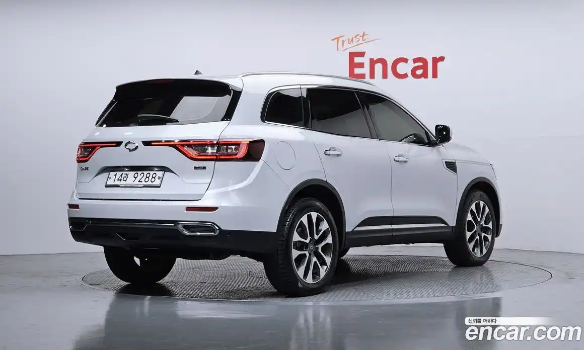 Renault QM6 2017 2.0 Автомат в Москве № 182757, фото 11