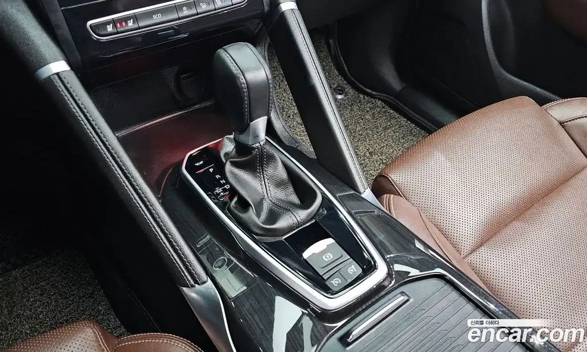 Renault QM6 2017 2.0 Автомат в Москве № 182757, фото 16