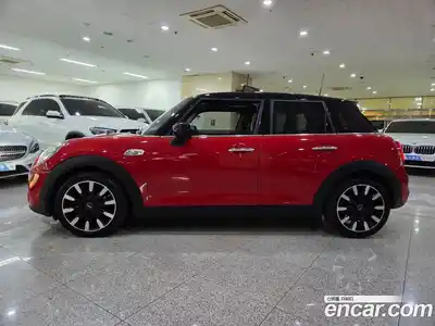 Mini Cooper 2020 2.0 Автомат в Москве № 183186, миниатюра 3