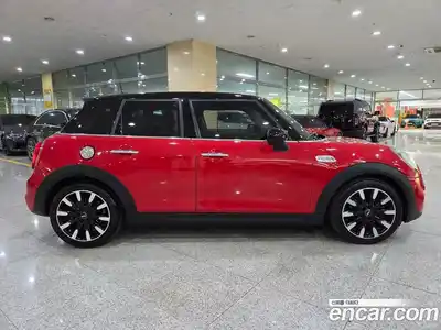 Mini Cooper 2020 2.0 Автомат в Москве № 183186, миниатюра 5