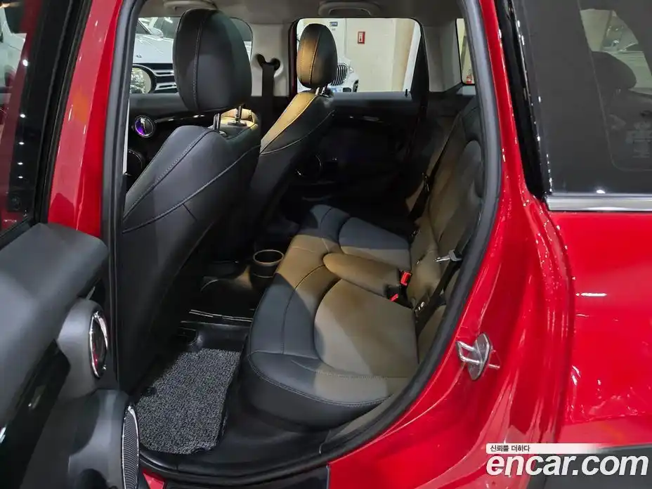 Mini Cooper 2020 2.0 Автомат в Москве № 183186, фото 7