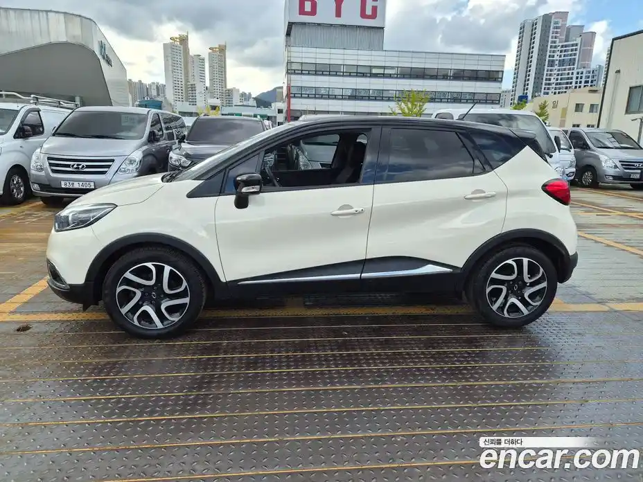 Renault QM3 2015 1.5 Автомат в Москве № 186290, фото 3