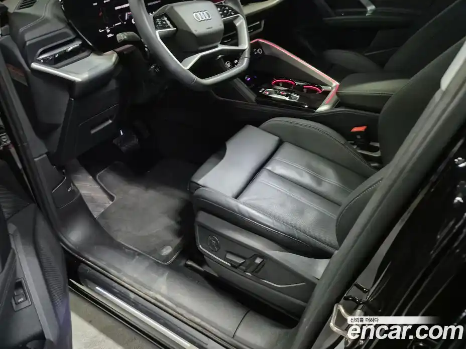 Audi Q5 2025 2.0 Автомат в Москве № 188929, фото 8